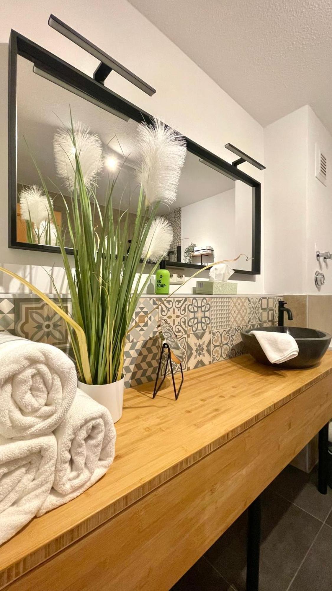 Lofty Luna, Dein Feinzeit Apartment Bamberg Eksteriør bilde